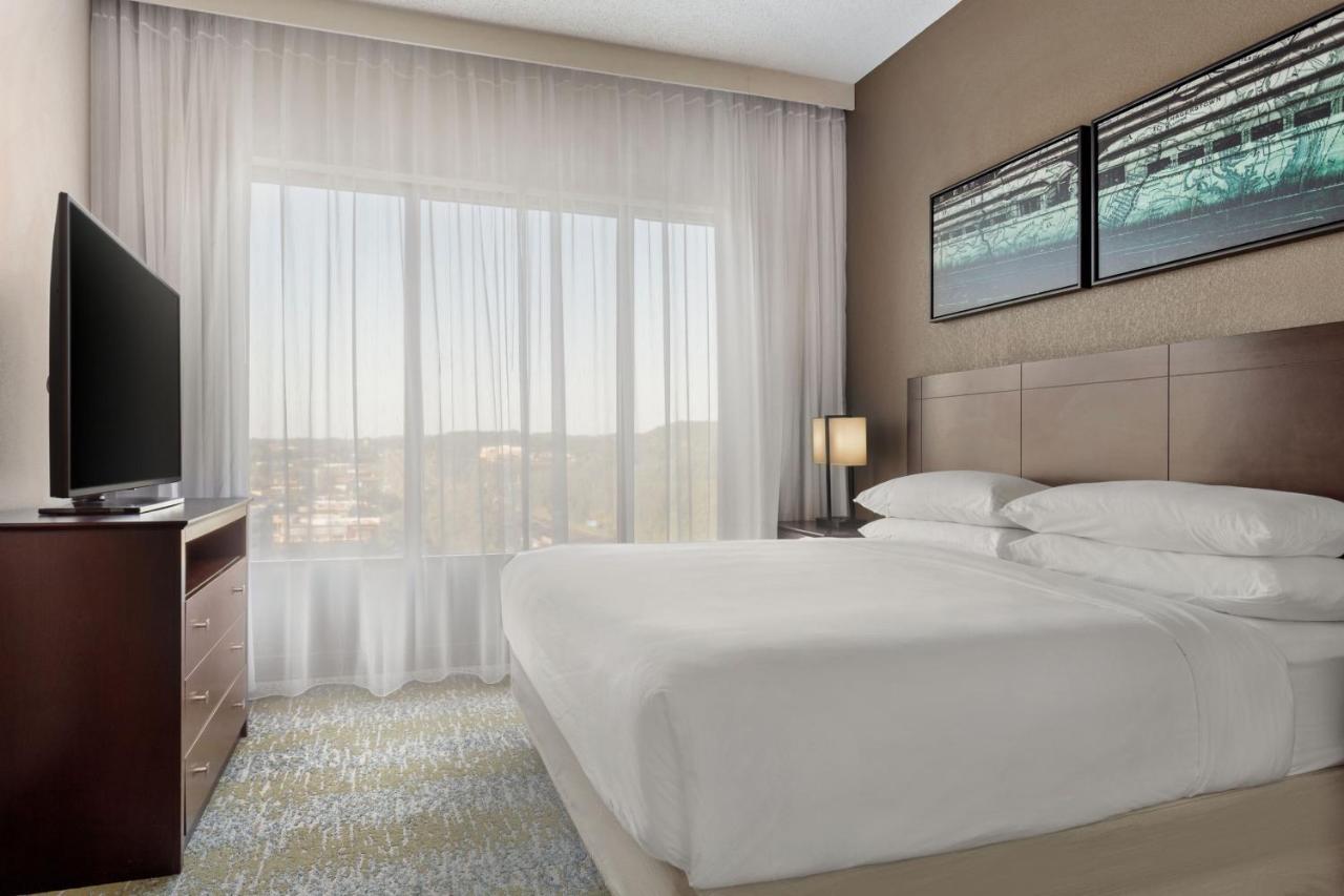 Delta Hotels By Marriott Бристоль Экстерьер фото